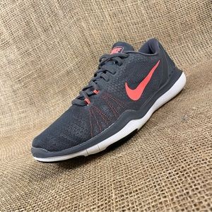 Nike Running Shoes Flex Training  Supreme Tr Gray pink Size 9